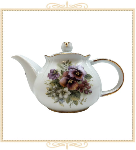 Queen Mary Signature 3-Cup Teapot Purple Pansies (F3T5)