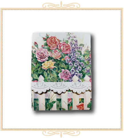 Travel Purse Pad - Roses Behind Picket Fence