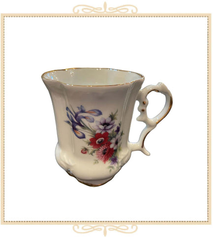 Queen Mary Signature Floral Mug Purple Iris with Red Flowers