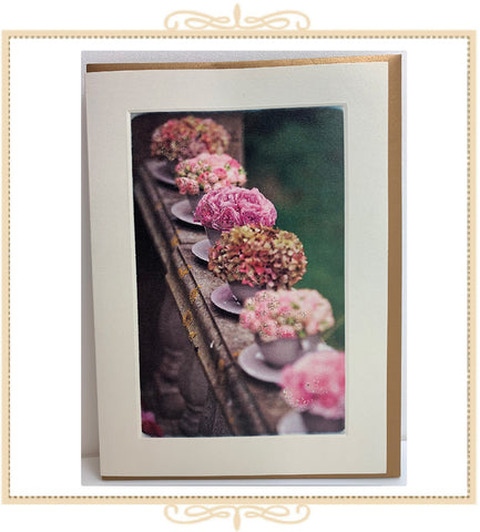 Row of Teacups with Pink Hydrangea Greeting Card (QM19)
